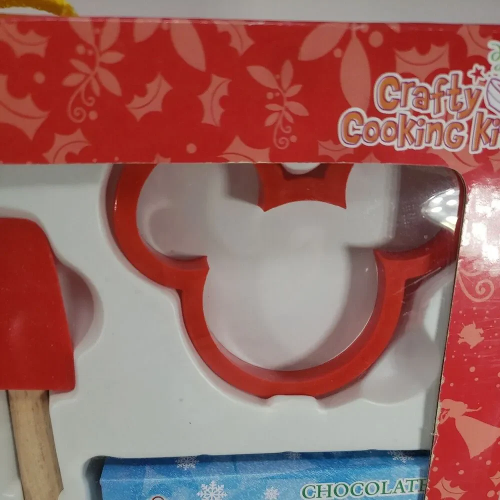 Disney Cookies for Santa Kit Decorative Plate Mickey Cutter Spatula DO NOT EAT
